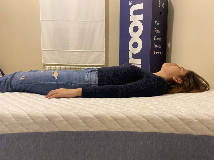 colchón liroon boca arriba